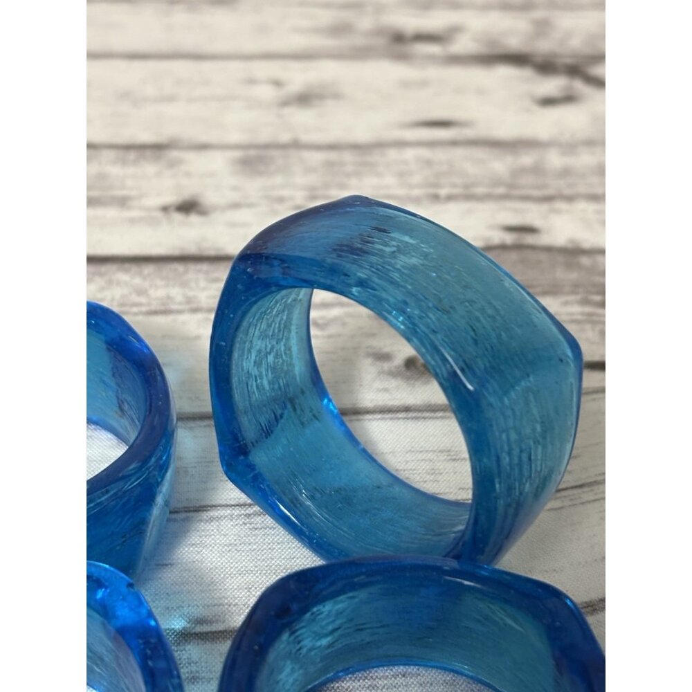 Ocean Blue Art Glass Napkin Rings Holders Set of 6 Dining Table Setting - Picture 3 of 6